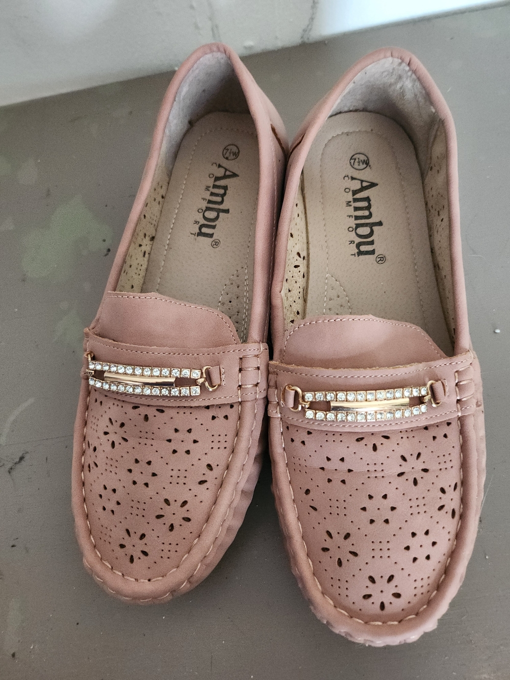 Ambu Comfort Loafers size 7.5 Pink